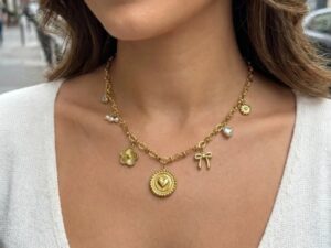Collier breloques